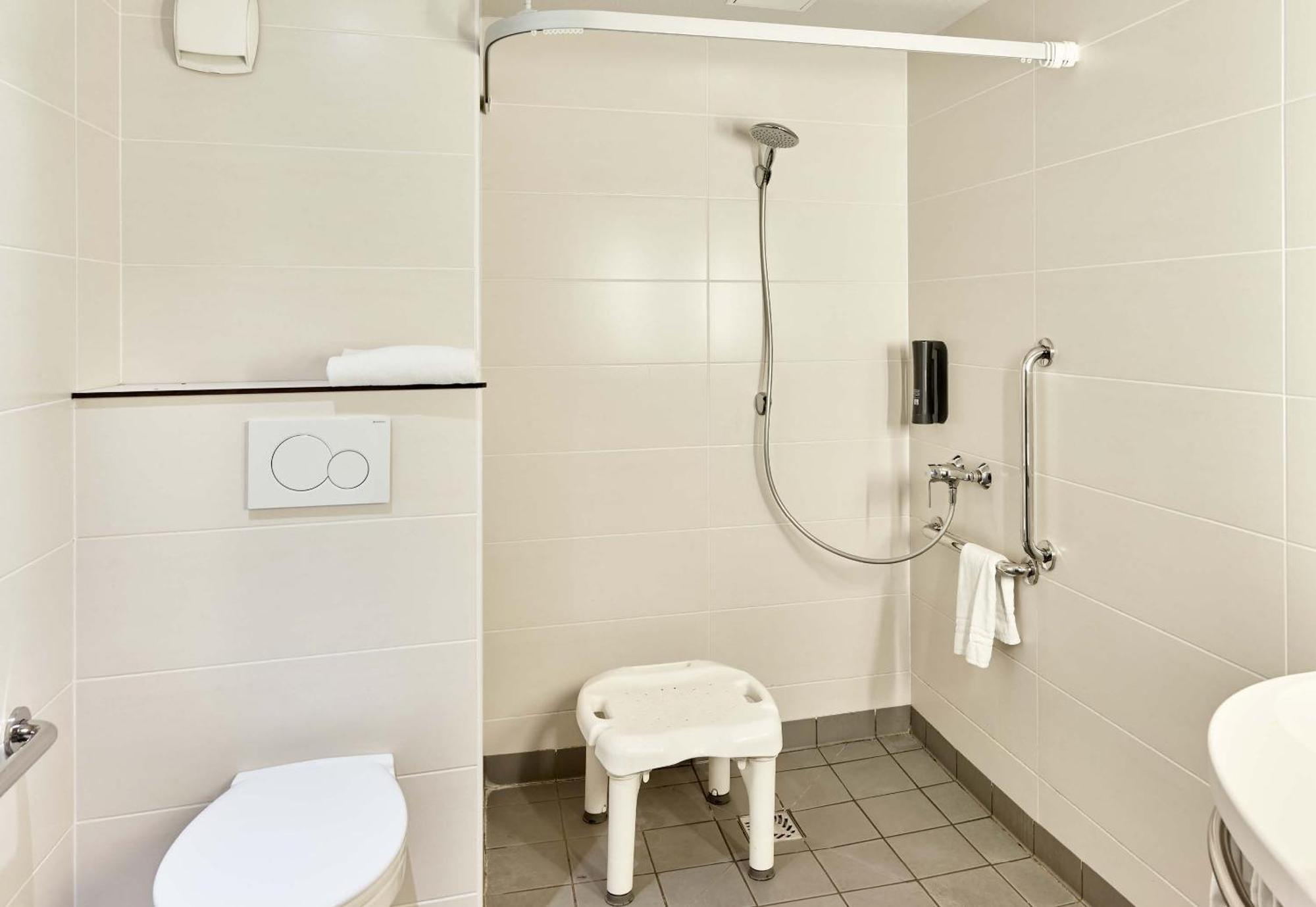 B&B Hotel Paris Italie Porte De Choisy Ivry-sur-Seine Bagian luar foto
